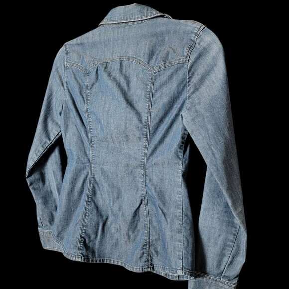 Guess Womens Blue Denim Jean Long Sleeve Western Fitted Snap Button Shirt Small - Picture 5 of 9